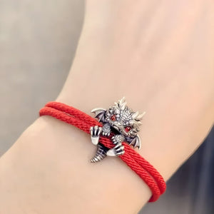 🐲🎁Söpö hopeinen lohikäärmerannekoru